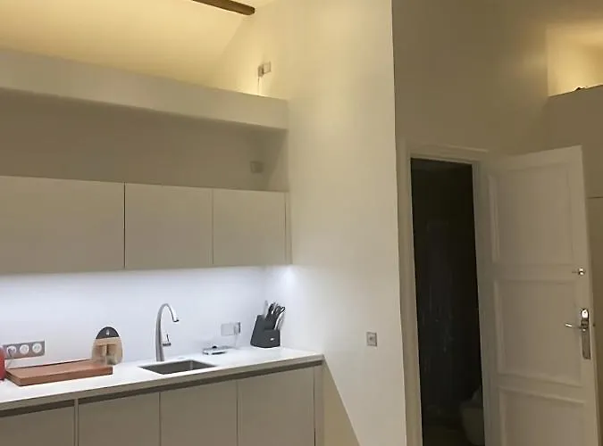 New Near Champs Elysees Apartment *